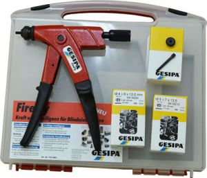 Ручной заклепочник FireFly в кейсе 7520001 ― GESIPA SHOP